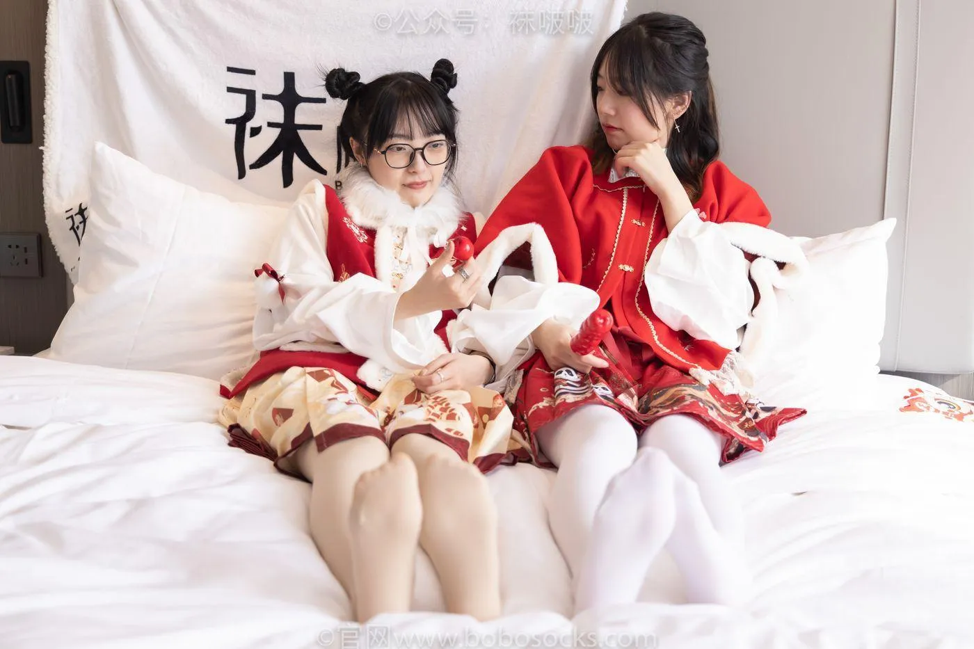 [BoBoSocks袜啵啵]NO.054 小甜豆与稚予-给大家拜年啦 [139P]插图6